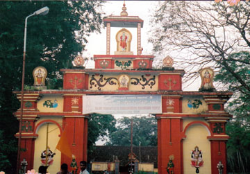 Tiruchenkundrur Gopuram